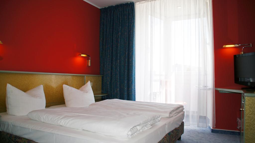 Double Room,78999576:JPEG