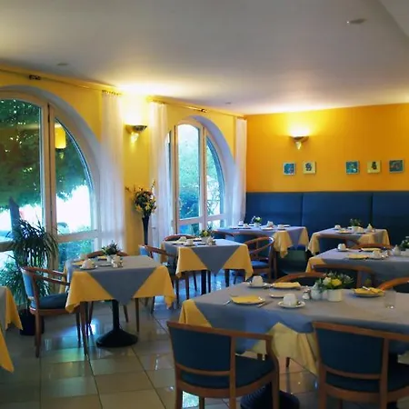 Hotel Am Buschkrugpark-3